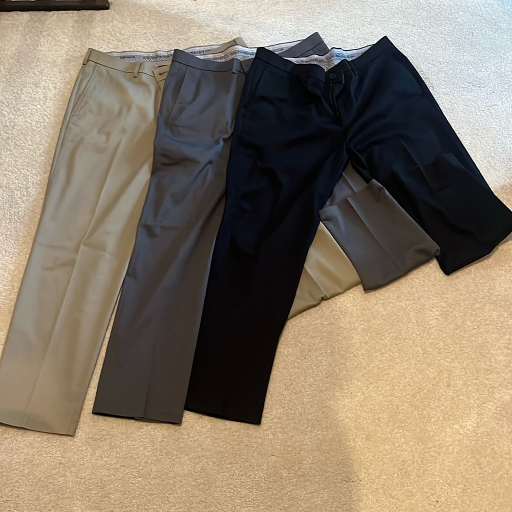5 pairs Men’s Haggar Straight Fir Iron Free Premium Khaki. Tan, Grey, and Black.